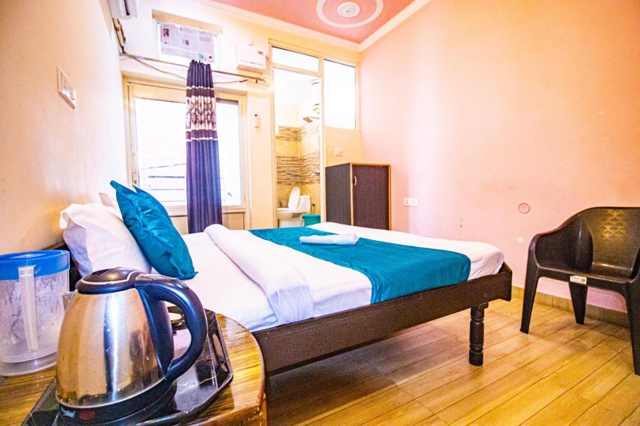 Triple One Hotel Tapovan Rishikesh,Near Laxman Jhula Екстер'єр фото