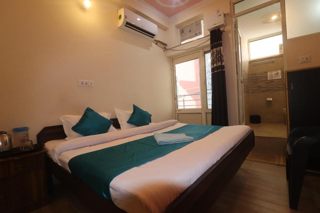 Triple One Hotel Tapovan Rishikesh,Near Laxman Jhula Екстер'єр фото